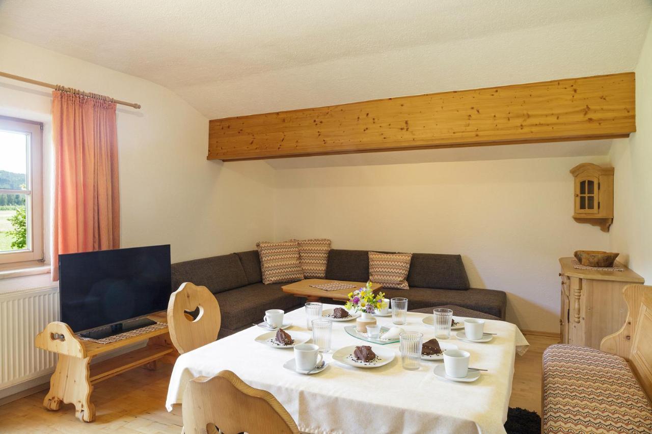 Landhaus Lindl - Ein Ruhiges Platzl Zum Wohlfuehlen Leutasch Buitenkant foto
