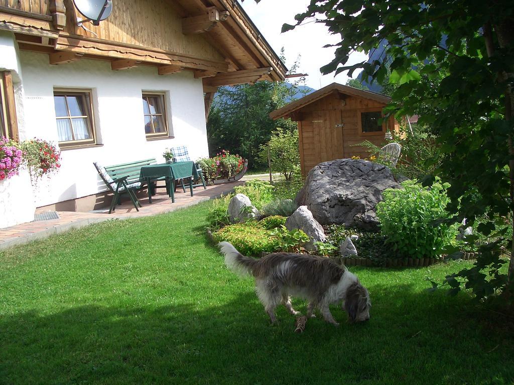 Landhaus Lindl - Ein Ruhiges Platzl Zum Wohlfuehlen Leutasch Buitenkant foto