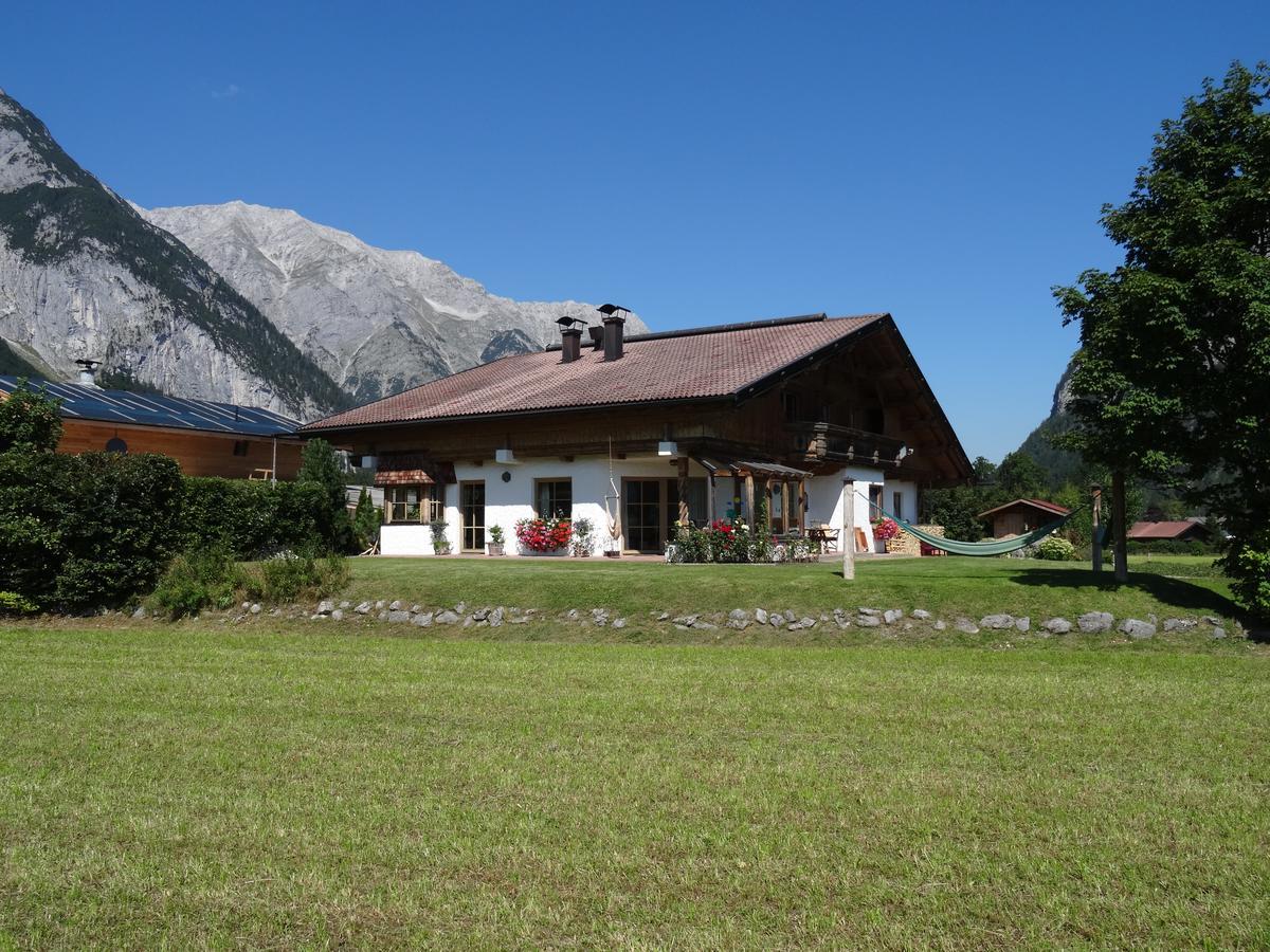 Landhaus Lindl - Ein Ruhiges Platzl Zum Wohlfuehlen Leutasch Buitenkant foto